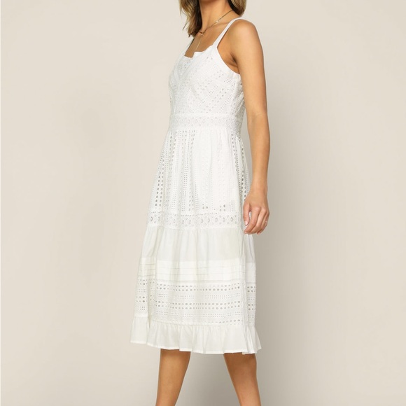 NWT Skies are Blue White Eyelet Midi Dress, Medium - Picture 3 of 9